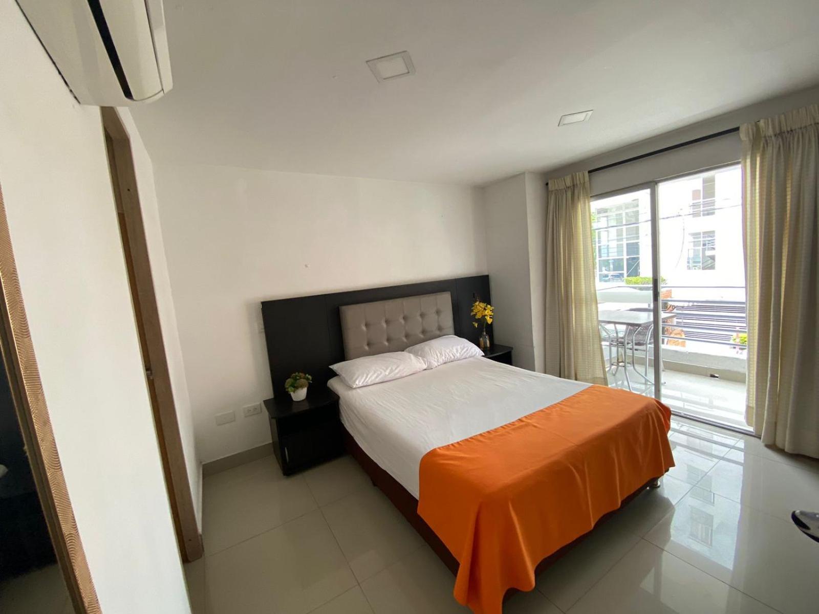 Laureles Apartahotel